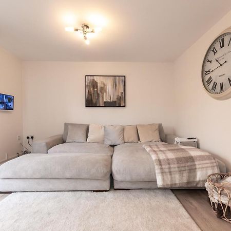 Cheerful 3 Bedroom House - Sleeps 7 Alwalton Dış mekan fotoğraf