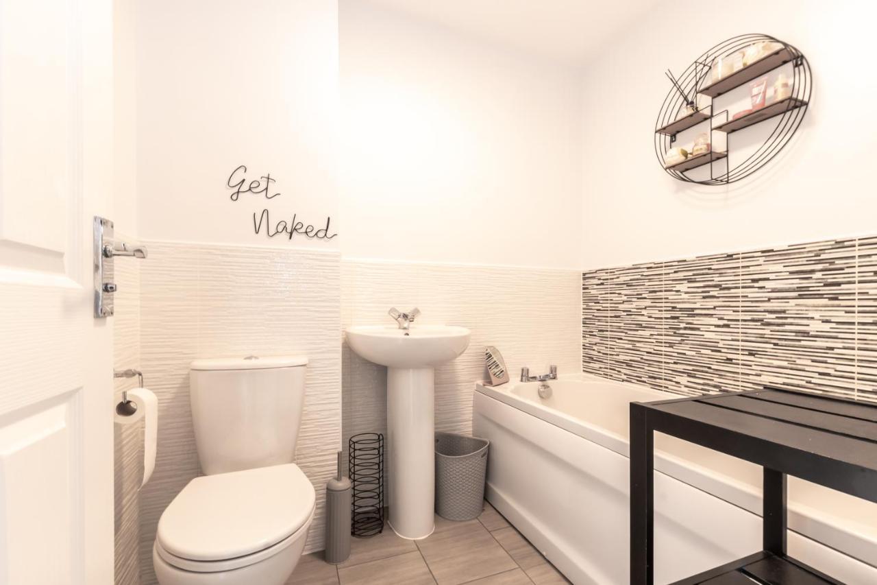 Cheerful 3 Bedroom House - Sleeps 7 Alwalton Dış mekan fotoğraf